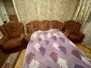Diivan ja kaks tugitooli (6 foto / 6)