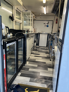 Valmis äri burgerirestoran (4 foto / 5)