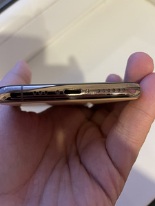 Müün IPhone 11 Pro 64GB (8 foto / 8)