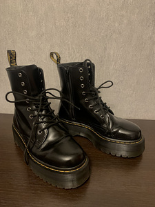 Ботинки на платформе Dr. Martens Jadon, EU38 (9 фото из 9)