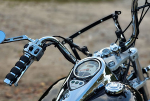 Kawasaki VN 900 37kW (3 foto / 5)