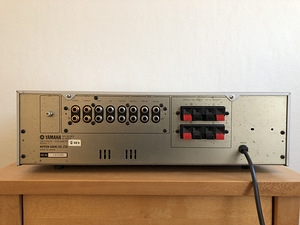 Yamaha-A960 MK2, 2x105W (8 ohm), 2x180W (4 ohm) (2 foto / 7)