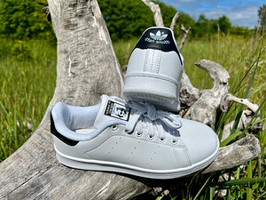 Naiste nahast tossud Adidas Stan Smith (2 foto / 3)