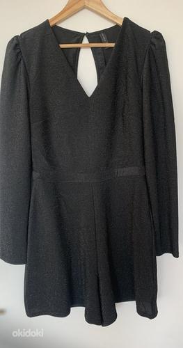 Черный блестящий короткий брючный костюм (фото #1)