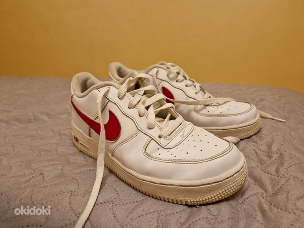 M a Nike Air Force 1 Low White Gym Red Tartu Mood stiil ja