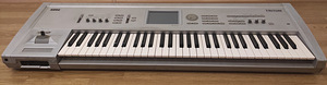 Korg Triton (3 фото из 4)