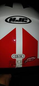 HJC (3 фото из 4)