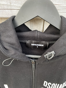 Dsquared2 (4 фото из 4)