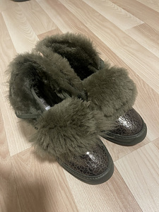 Brändi Uggs Nila&Nila Italy karusnahaga saapad uued (2 foto / 6)
