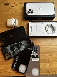 iPhone 12 Pro Max 128GB + kõrvaklapid kingituseks. (1 foto / 8)