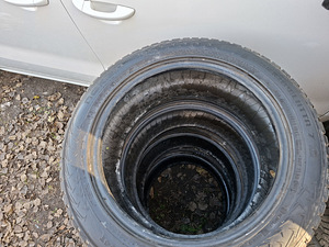 Nokian 225/50 R17 (1 foto / 7)