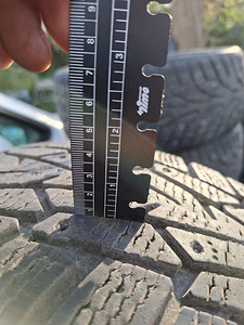 Nokian 225/50 R17 (7 foto / 7)