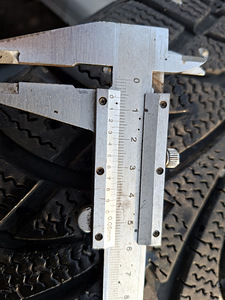 215/75 R16C (8 foto / 8)