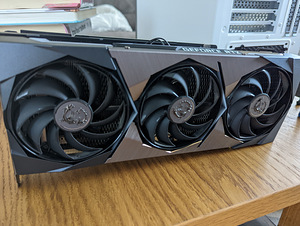 MSI GeForce RTX 3090 SUPRIM X 24GB (8 foto / 10)