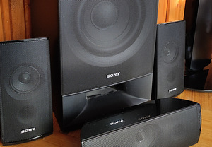 SONY kodukino (6 foto / 10)