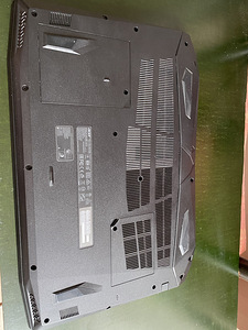 Acer Nitro 5 (3 foto / 5)