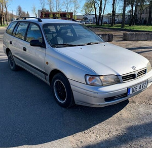 Ostan kõiki Toyota marki sõidukeid (8 foto / 10)