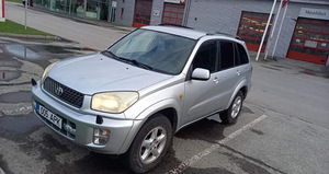 Ostan Toyota marki autosid (4 foto / 10)