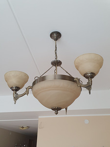 Eglo Marbella lühter alabasterklaasist kuplitega (1 foto / 1)