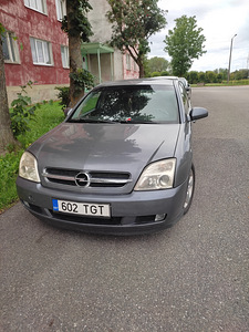 Opel Vectra C (5 фото из 6)