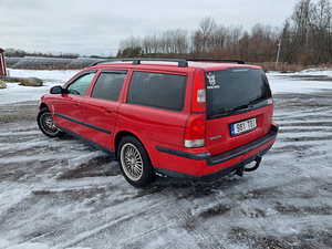 М/в volvo v70 (5 фото из 12)