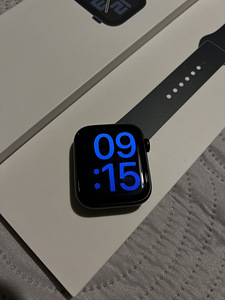 Apple Watch SE 2nd Gen 44 mm (6 foto / 7)