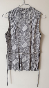 Vest nahk Armani Collezioni Itaalia originaal (3 foto / 7)