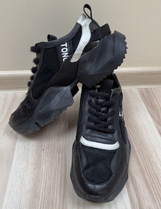 Stiilsed Tossud tossud + kingituseks Ugg tossud (2 foto / 10)