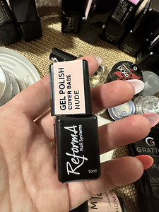 Kõik maniküüri geellaki jaoks polygel fox reforma oxxi uno (6 foto / 6)