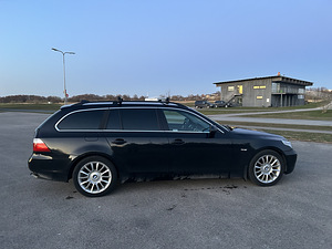 BMW 523i (6 foto / 8)