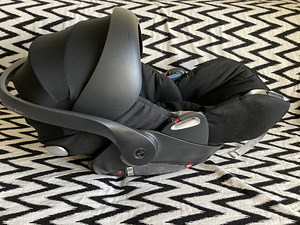 Cybex Cloud Q turvahäll (5 foto / 10)