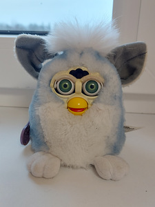 Furby 1999 | beebi 1. ajastu 4. põlvkond. (1 foto / 2)