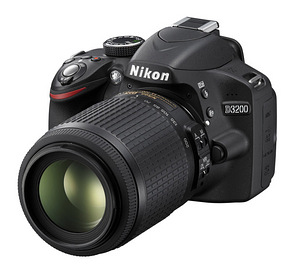 Peegelkaamera Nikon D3200 + 2 aku