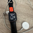 Apple Watch Series 4 с зарядным устройством (фото #2)