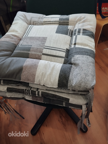 Подушки на стул с завязками 43/43 см (фото #4)