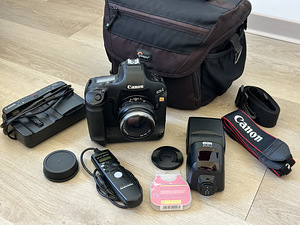 Canon EOS 1Ds Mk 3 (1 foto / 10)