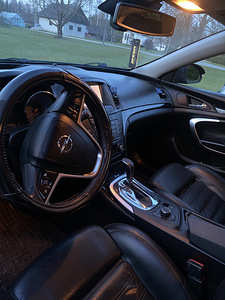 Opel insignia 2.0D (8 foto / 9)