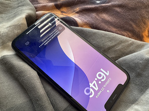 iPhone 11 64 GB (3 foto / 6)