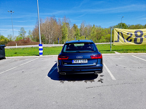 Audi A6 Avant S-Line (7 foto / 10)