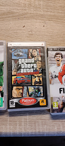 PSP kettad. 20€ kõige eest (2 foto / 4)