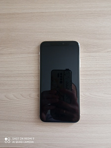iPhone 11 (5 foto / 5)