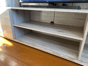 Müüa kasutatud elutoa sektsioon ( kapid+ tv-alus) (6 foto / 7)