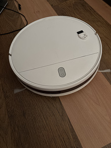 Xiaomi Mi robot-tolmuimeja | Kasutatud 1 kord | Suurepärane (3 foto / 4)