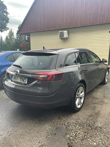 Opel Insignia 2.0 2014 (14 foto / 14)
