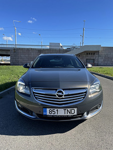Opel Insignia 2.0 2014 (6 foto / 14)