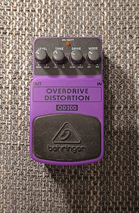Guitar Pedal Behringer Overdrive Distortion (1 foto / 5)