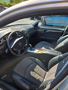 Mersedes Benz E200 Kompressor (6 фото из 8)