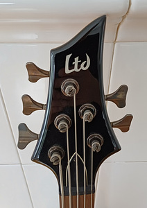ESP-Ltd. basskitarr