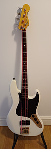 Basskitarr Fender, jazz bass (1 foto / 6)