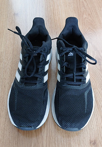 Adidas tossud nr 41,5 (3 foto / 5)